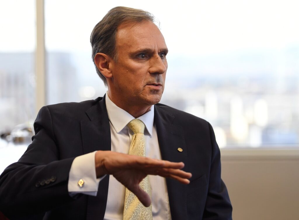 pera-board-axes-state-pension-fund’s-executive-director