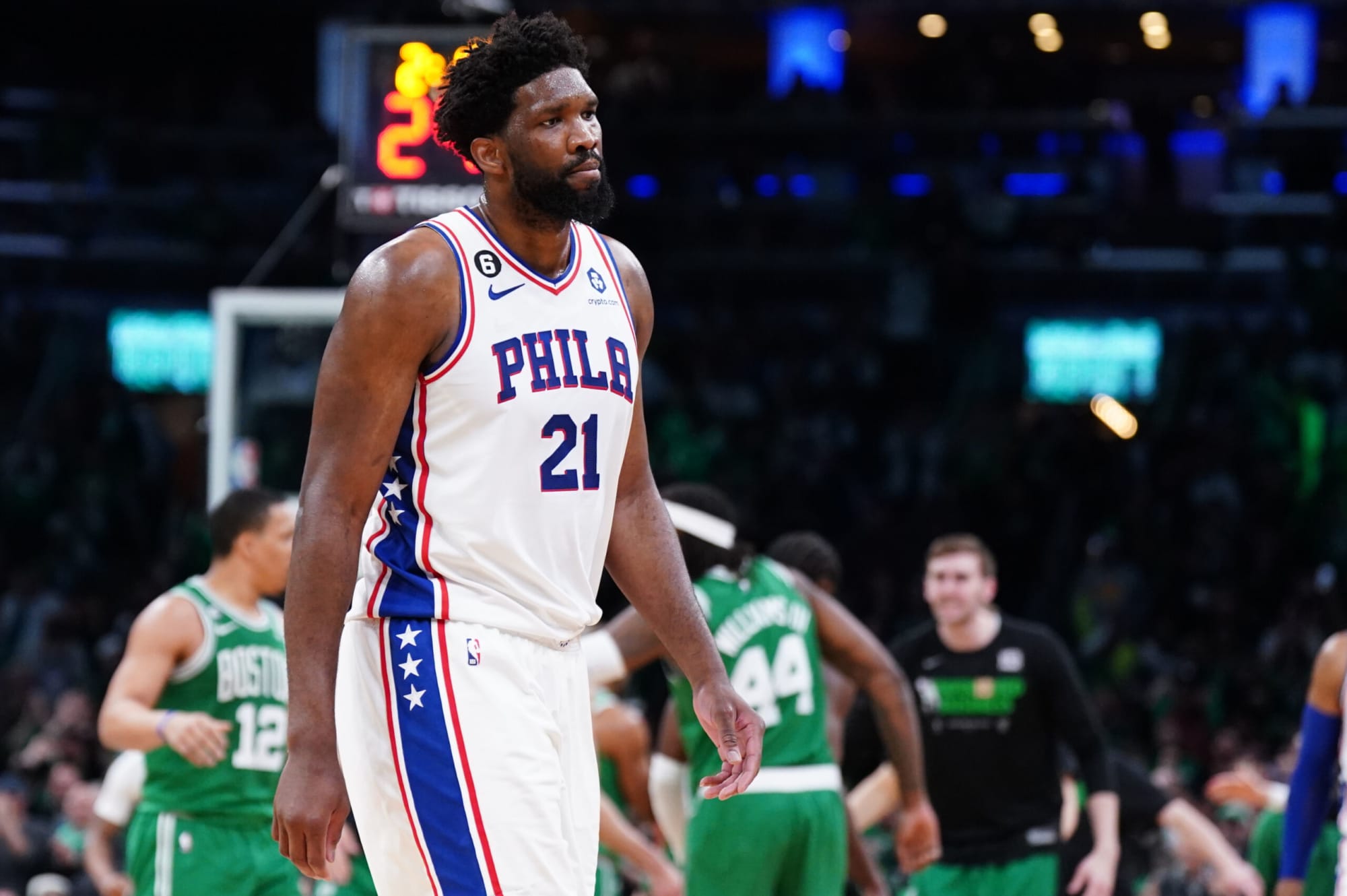 the-whiteboard:-joel-embiid-stifled,-anthony-davis-on-historic-trajectory