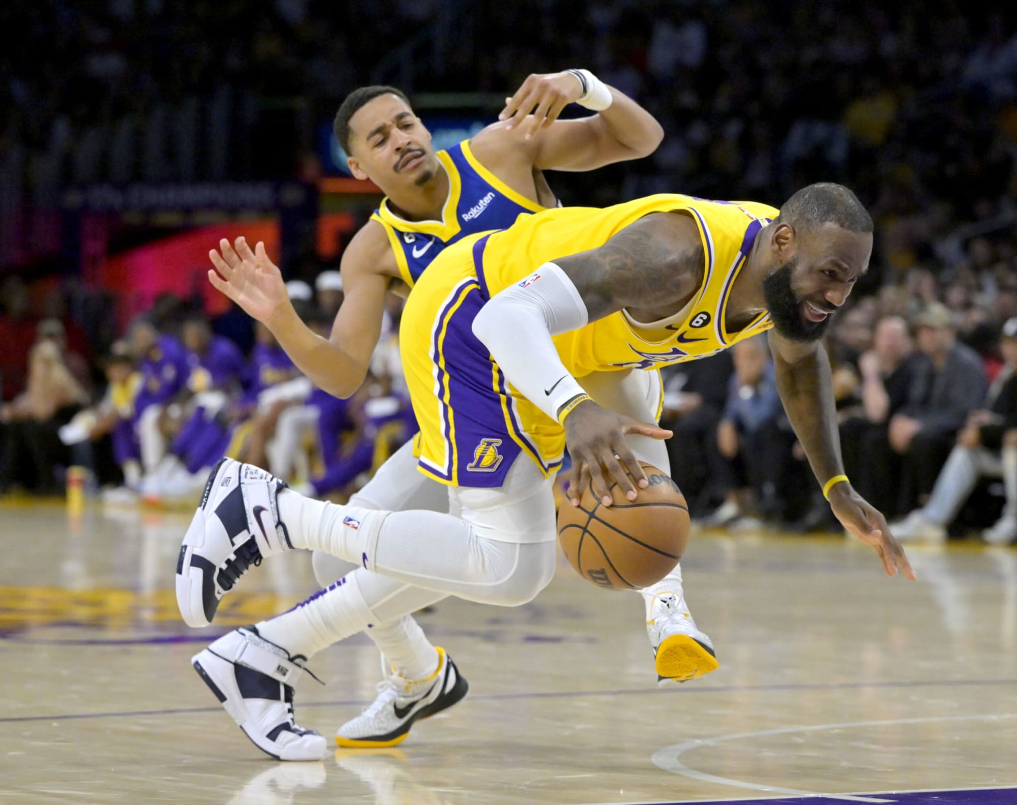 warriors-fans-ready-to-trade-jordan-poole-to-shanghai-sharks-amid-awful-game-6