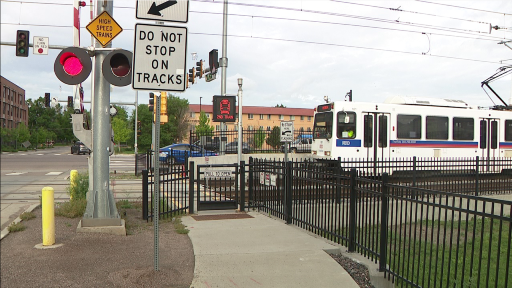 several-cars-crash,-including-apd-cruiser,-at-aurora-intersection-amid-rtd-equipment-issues