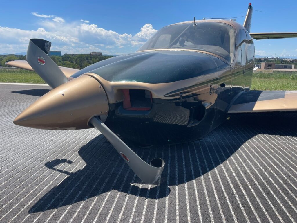 single-engine-plane-belly-lands-at-centennial-airport