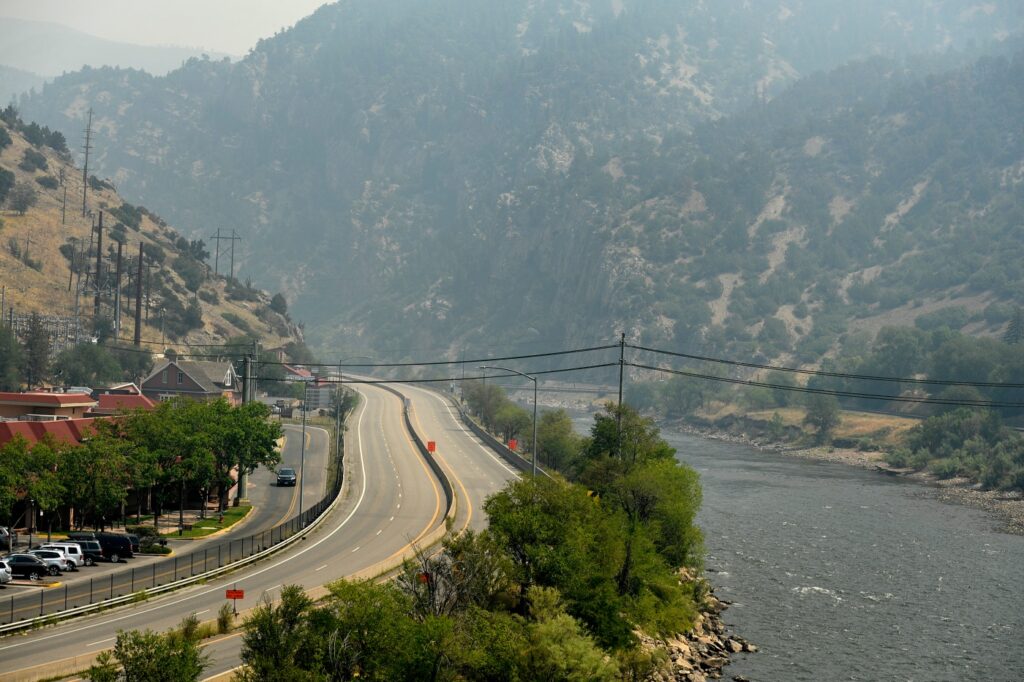 eastbound-i-70-closed-through-glenwood-canyon