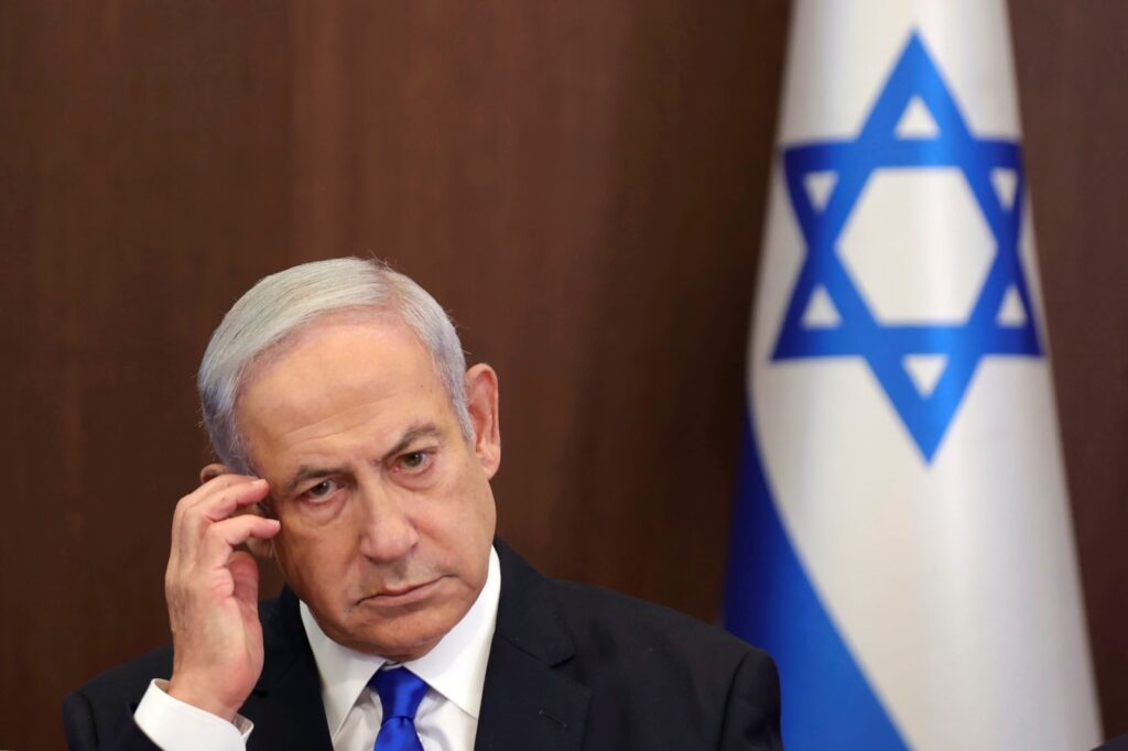 israel’s-netanyahu-rushed-to-hospital,-his-office-says-he-felt-dizzy-and-was-likely-dehydrated